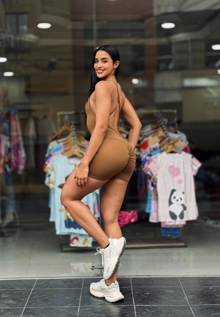 Vista 6 de Enterizo Corto tira - color: CAFE